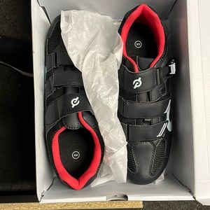 Brand new peloton cycling shoes. Size 44.